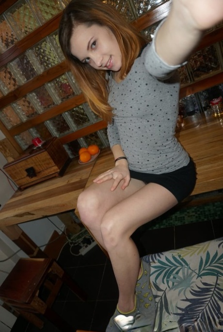 Aydinli - Bi̇rli̇k Osb Genç ve Dinamik Üniversiteli Escort Bayan Ece Nur